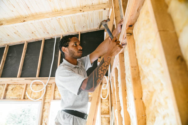 Best Garage Insulation Installation  in Holtsville, NY